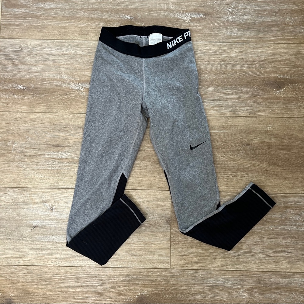 Nike Pro leggings